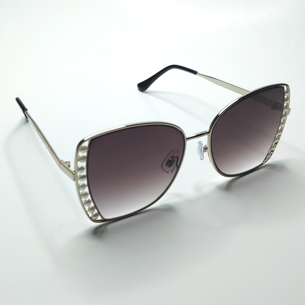Black Pearl Rimmed Sunglasses